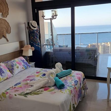 Apartamento Sunset Waves Benidorm Julieta Vistas Al Mar Premium 200 Mt2 Con Jacuzzi En Terraza Exterior foto