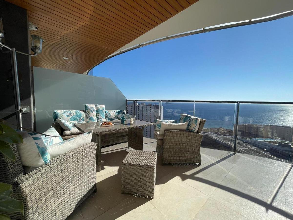 Apartamento Sunset Waves Benidorm Julieta Vistas Al Mar Premium 200 Mt2 Con Jacuzzi En Terraza Exterior foto