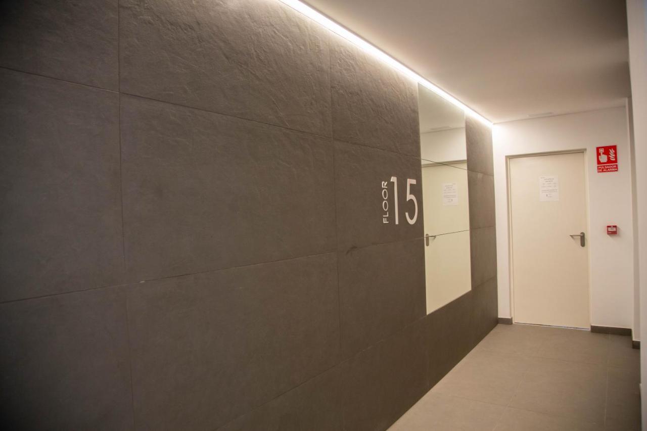 Apartamento Sunset Waves Benidorm Julieta Vistas Al Mar Premium 200 Mt2 Con Jacuzzi En Terraza Exterior foto